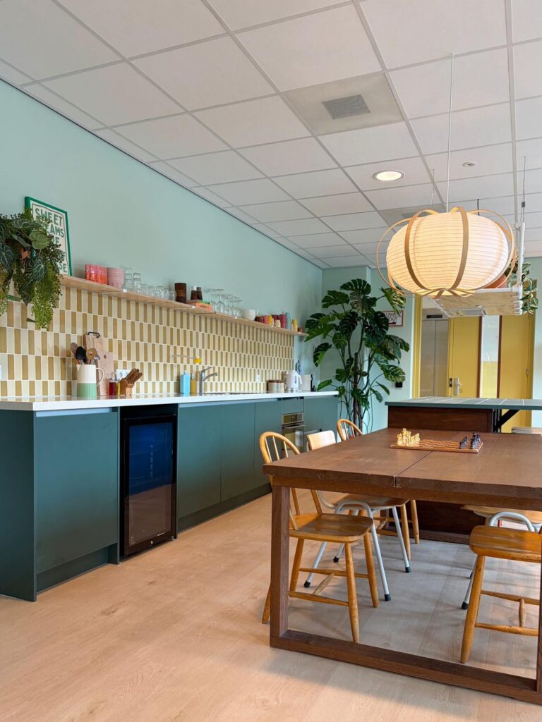 common-room